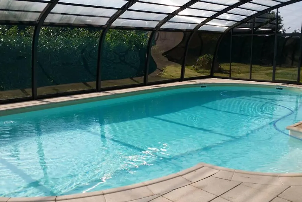 Grande Maison Avec Piscine Couverte Et Chauffee Saint-Barthelemy  Holiday home