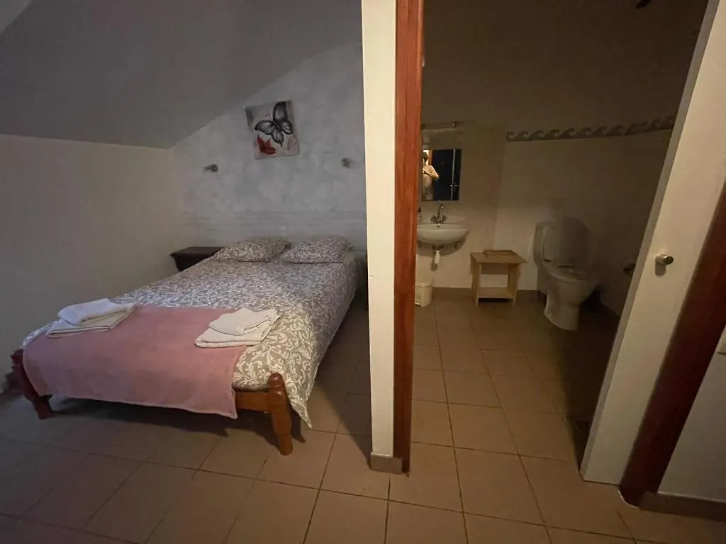 Grande Maison Avec Piscine Couverte Et Chauffee Saint-Barthelemy  Holiday home Saint-Barthelemy (Morbihan)